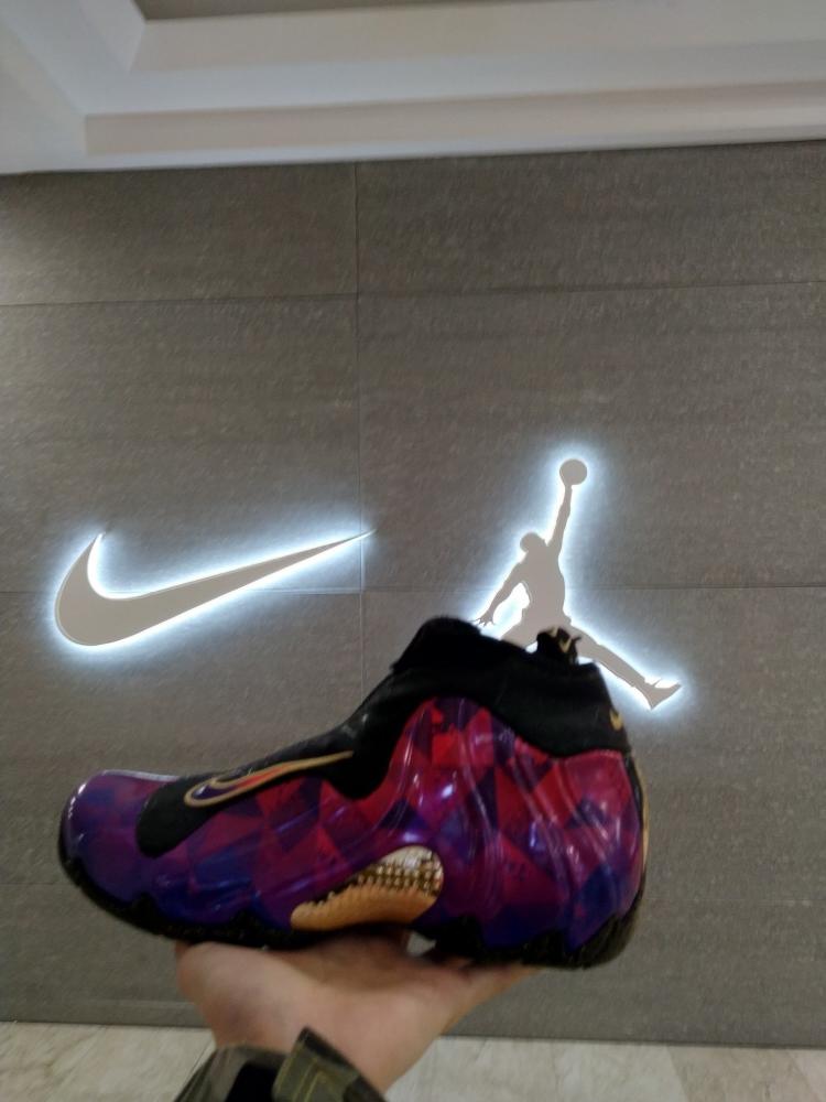 原创2-0!国米获胜!孔蒂再现神换人,9000万巨星破门“星空体育app下载”(图2) 星空体育app下载