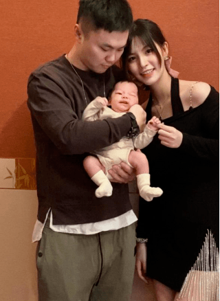 
离别2020  俄罗斯华人华侨的新年愿望来了|星空体育APP(图2)