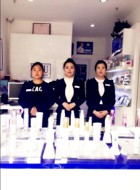 厦门优斯特仿石漆施工,你必须要知道的槽线美学!“星空体育app下载”(图1) 星空体育app下载