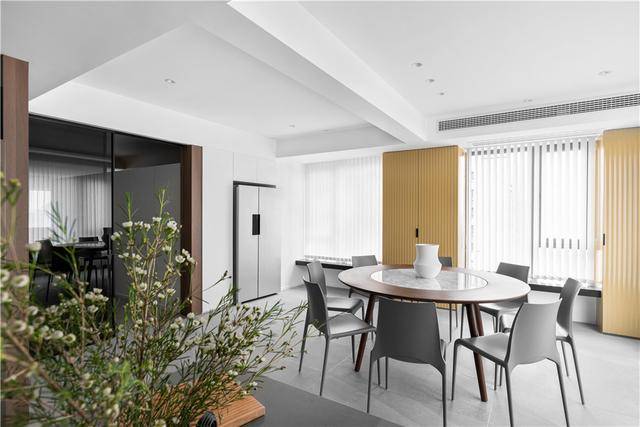 “星空体育app下载”
2020「酷+缔造营」先锋设计师选拔(图14)